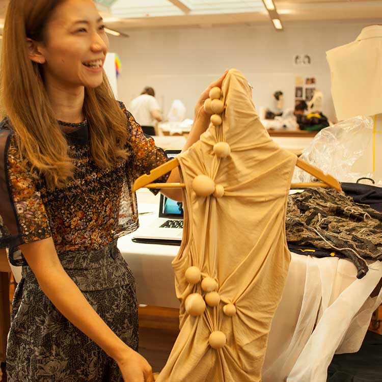 ニュージーランド留学おススメ学校|Massey Univ ファッションデザイン作品