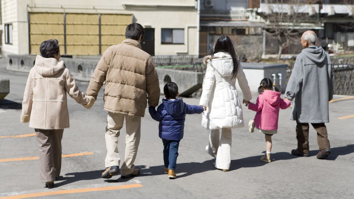 毎日eトレ 5 新年には親族全員が集まった